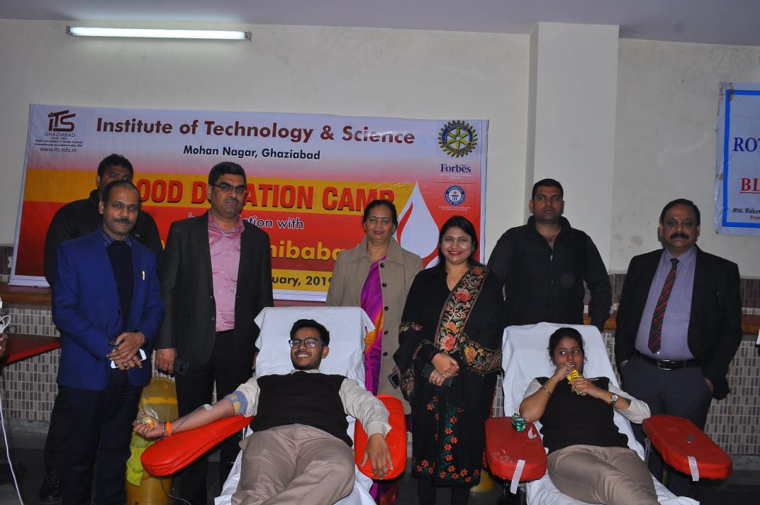 आईटीएस कॉलेज मोहन नगर में ‘रक्तदान शिविर‘ का आयोजन